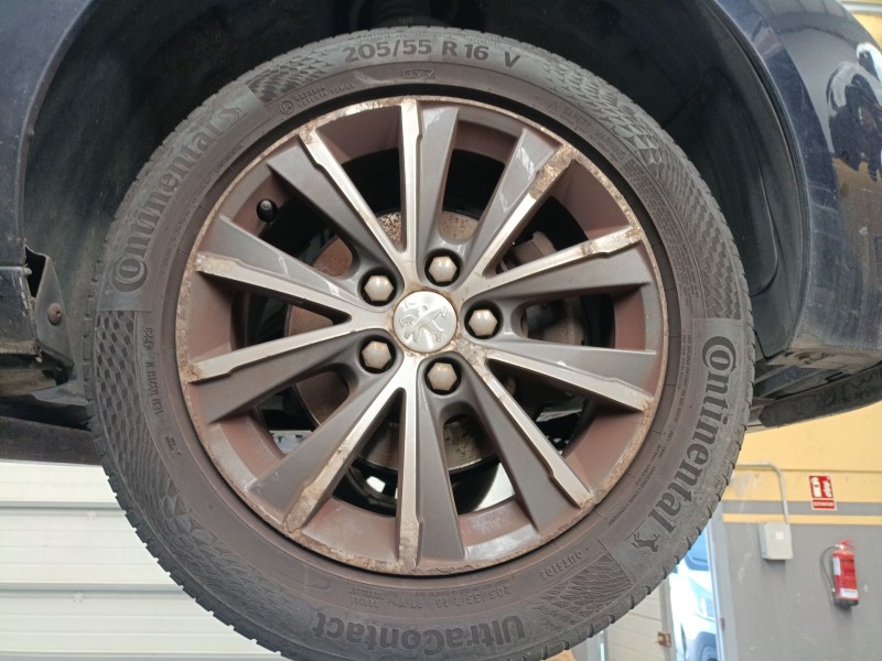 Recambio de llanta sin neumatico para peugeot 308 ii (lb_, lp_, lw_, lh_, l3_) 1.6 hdi / bluehdi 115 referencia OEM IAM 16 PULGA