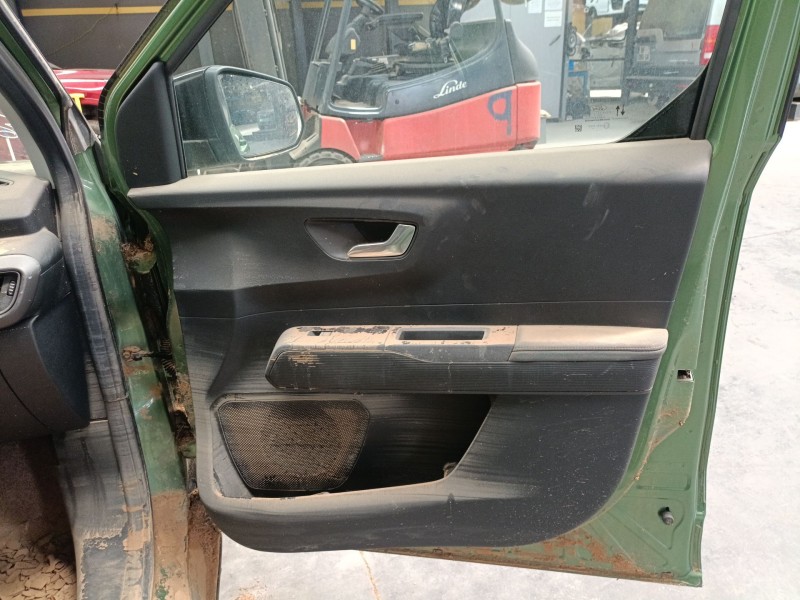 Recambio de guarnecido puerta delantera derecha para ford tourneo combi v769 referencia OEM IAM   