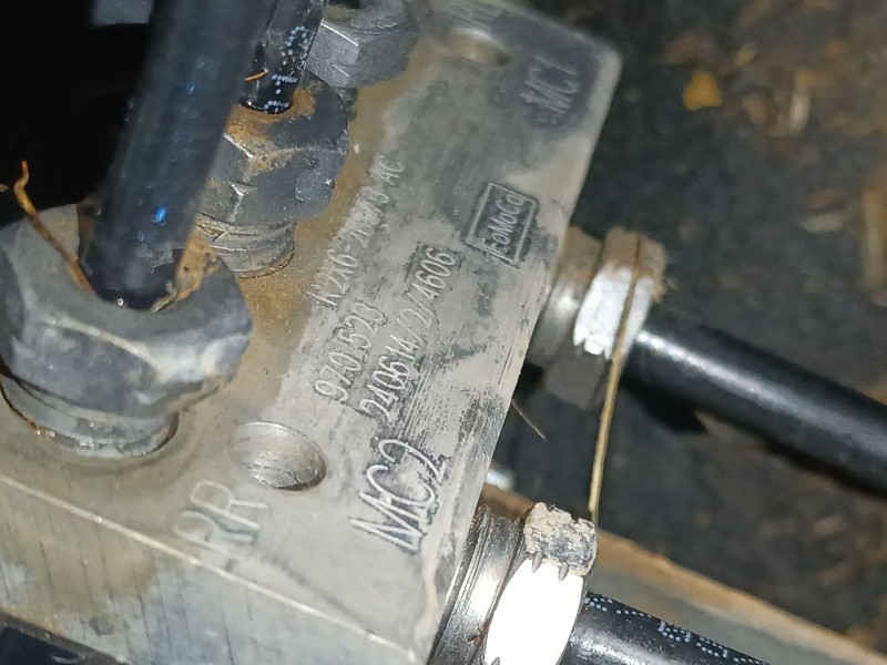 Recambio de abs para ford tourneo combi v769 referencia OEM IAM   