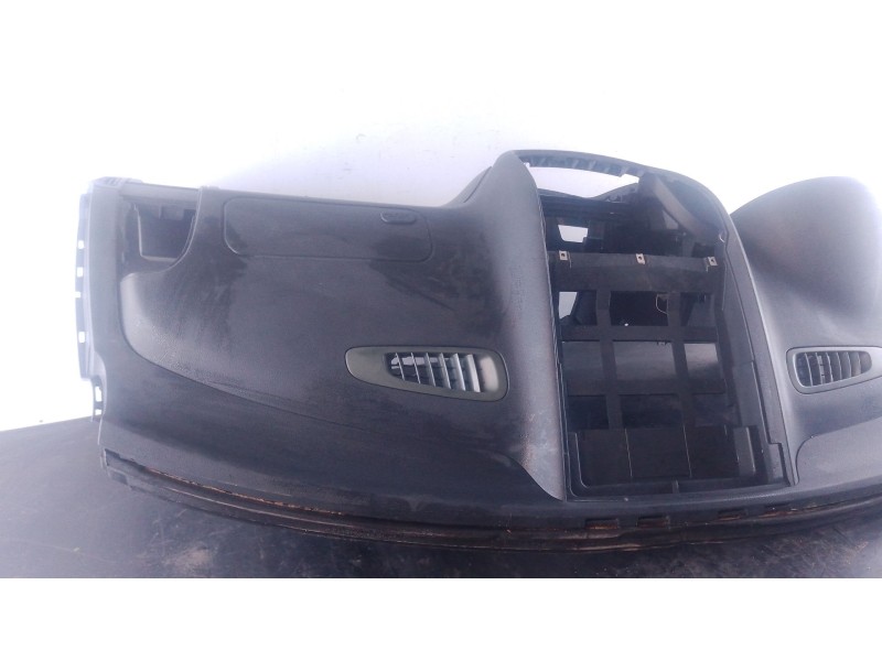 Recambio de salpicadero para mercedes-benz vito / mixto furgoneta (w639) 110 cdi (639.601, 639.603, 639.605) referencia OEM IAM 