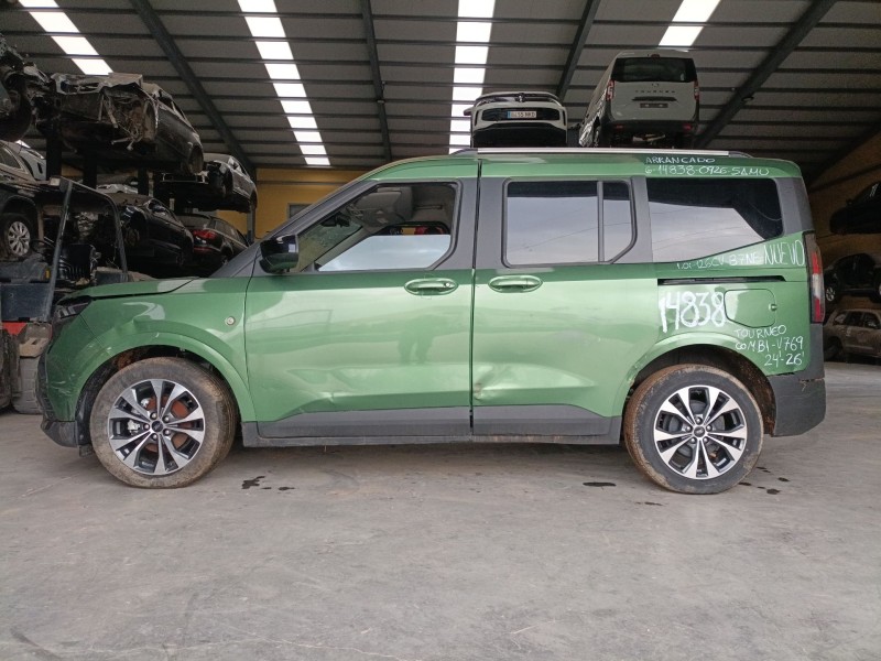 ford tourneo combi v769 del año 2024