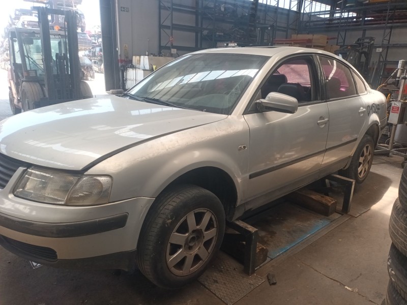 volkswagen passat b5 (3b2) del año 1997