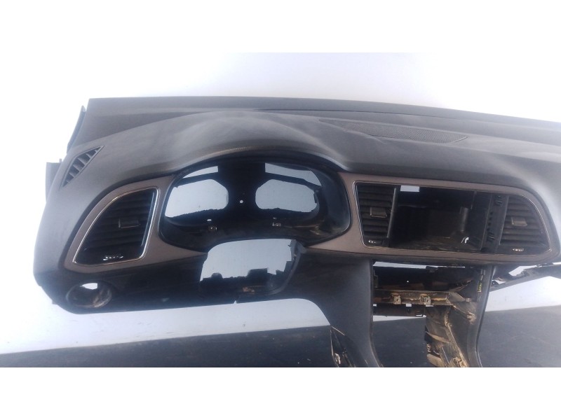 Recambio de salpicadero para seat leon st (5f8) 1.4 tgi referencia OEM IAM   