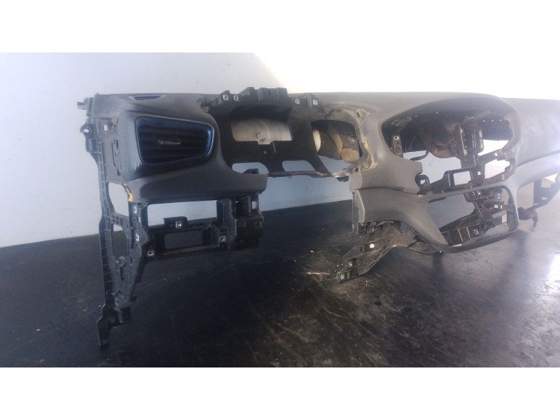 Recambio de salpicadero para hyundai ioniq hybrid referencia OEM IAM   