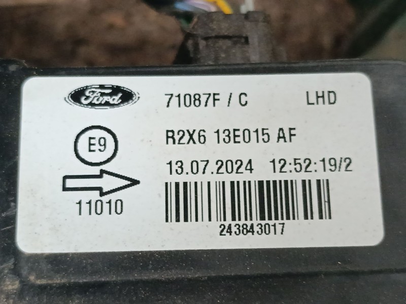 Recambio de faro izquierdo para ford tourneo combi v769 referencia OEM IAM R2X613E015AF  