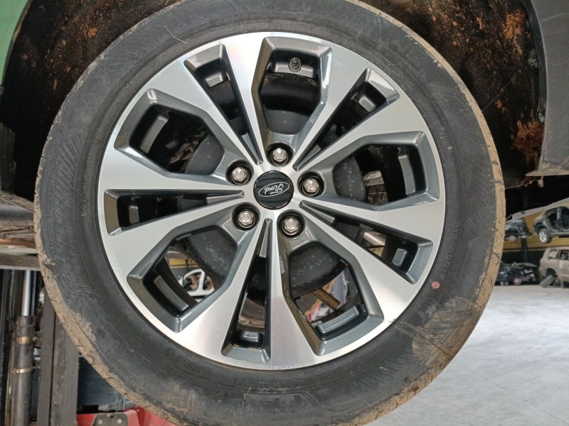 Recambio de juego llantas sin neumatico para ford tourneo combi v769 referencia OEM IAM 17 PULGADAS  