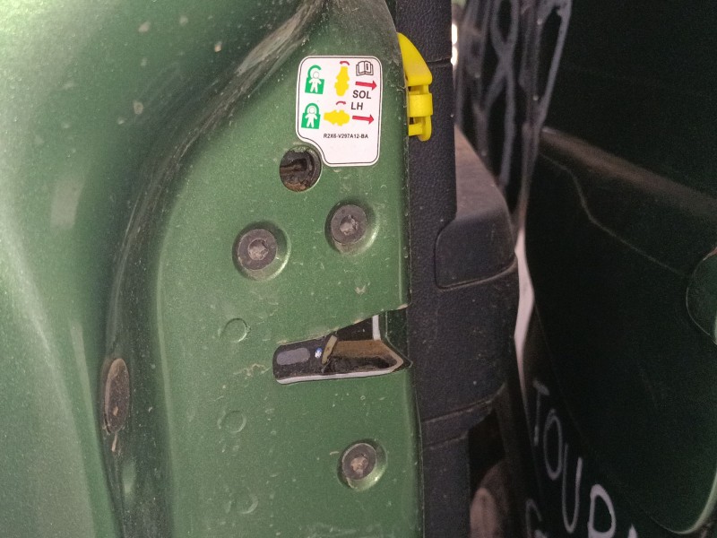 Recambio de cerradura puerta trasera izquierda para ford tourneo combi v769 referencia OEM IAM   