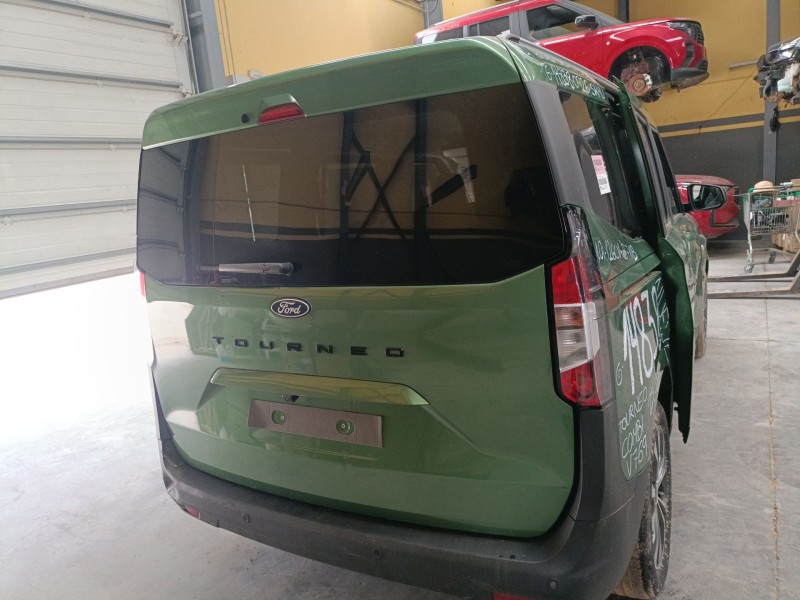 Recambio de porton trasero para ford tourneo combi v769 referencia OEM IAM   