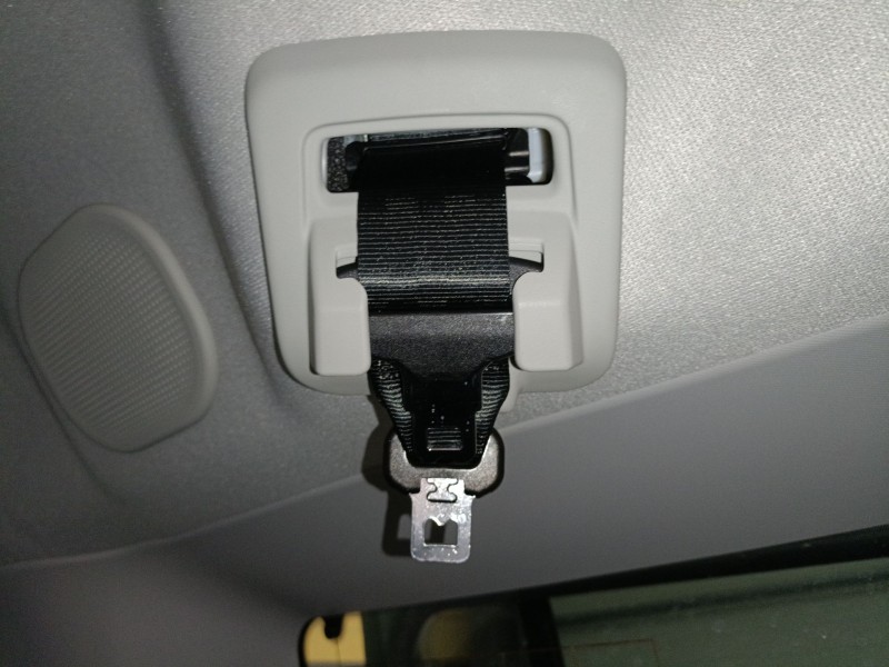 Recambio de cinturon seguridad trasero central para ford tourneo combi v769 referencia OEM IAM   