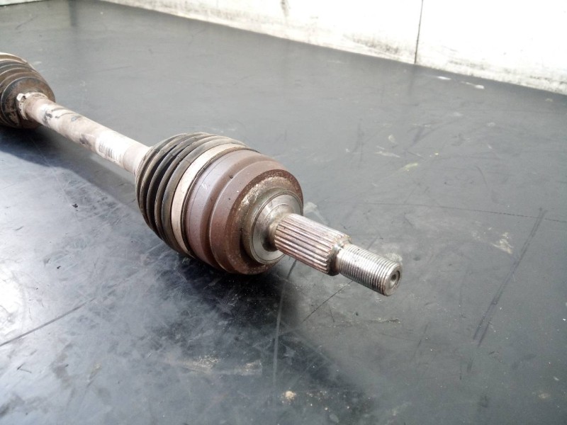 Recambio de transmision delantera derecha para dacia duster ambiance 4x2 referencia OEM IAM 391003840R  P1-B6-32