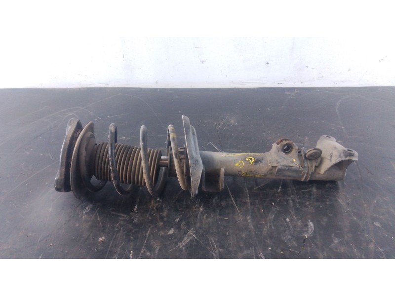 Recambio de amortiguador delantero derecho para mercedes-benz clase c (w204) c 220 cdi (204.002) referencia OEM IAM A2043205438 