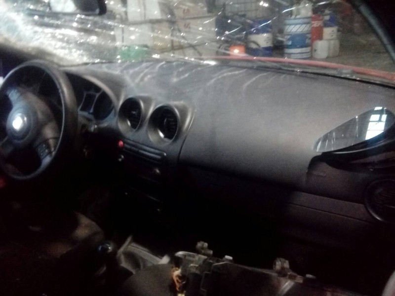 seat ibiza (6l1) del año 2008