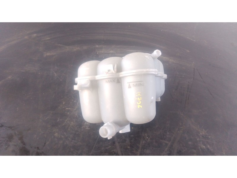 Recambio de deposito expansion para audi q7 4mg 45 tdi quattro s line referencia OEM IAM 4M0121405AG  