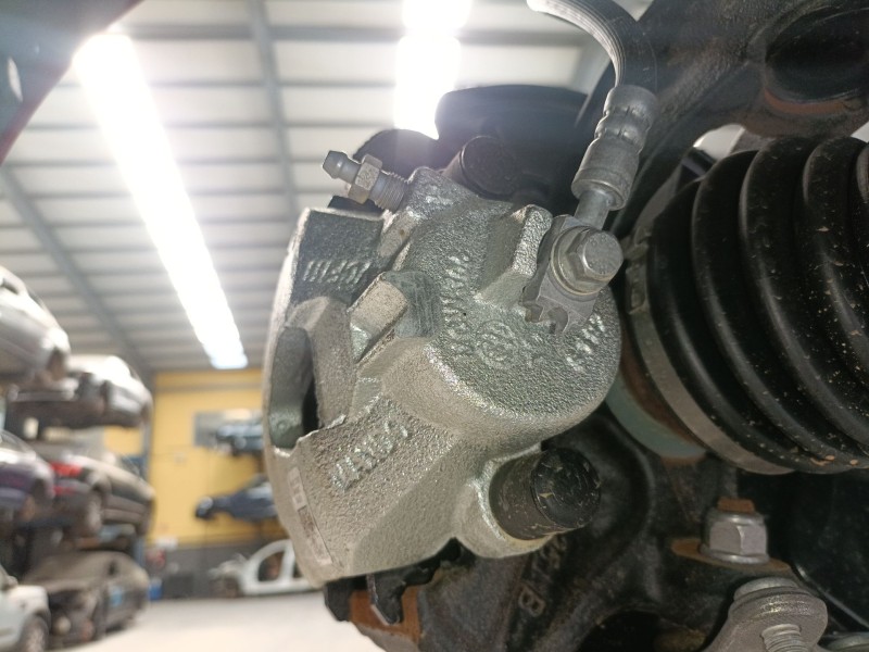 Recambio de pinza freno delantera derecha para audi a1 sportback (gba) 25 tfsi referencia OEM IAM   