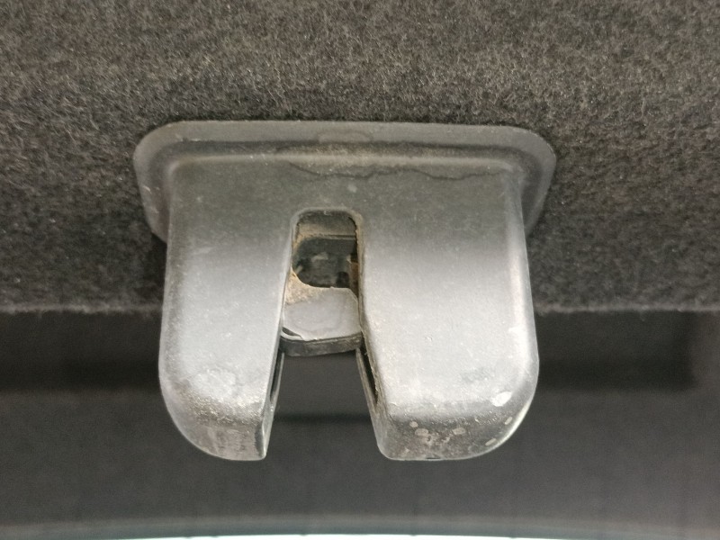 Recambio de cerradura maletero / porton para volkswagen passat b7 (362) 2.0 tdi referencia OEM IAM   