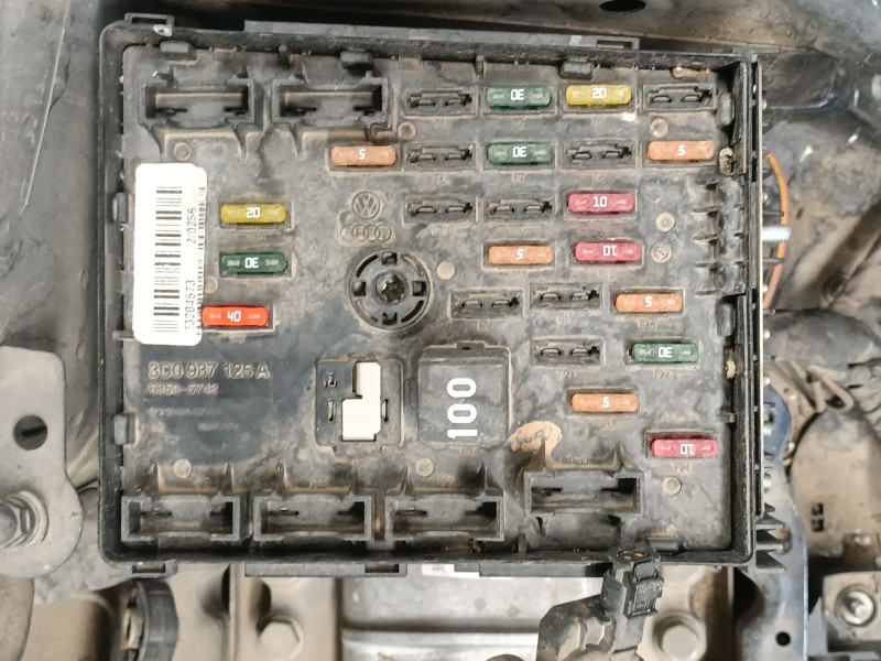 Recambio de caja reles / fusibles para volkswagen passat b7 (362) 2.0 tdi referencia OEM IAM   