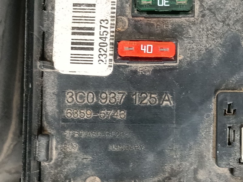 Recambio de caja reles / fusibles para volkswagen passat b7 (362) 2.0 tdi referencia OEM IAM   