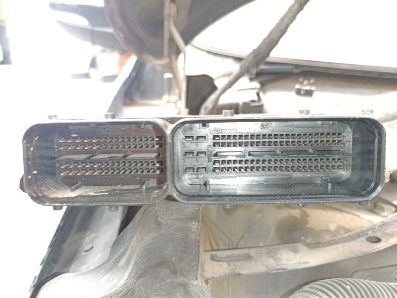 Recambio de centralita motor uce para volkswagen passat b7 (362) 2.0 tdi referencia OEM IAM 03L907309AE 0281017946 