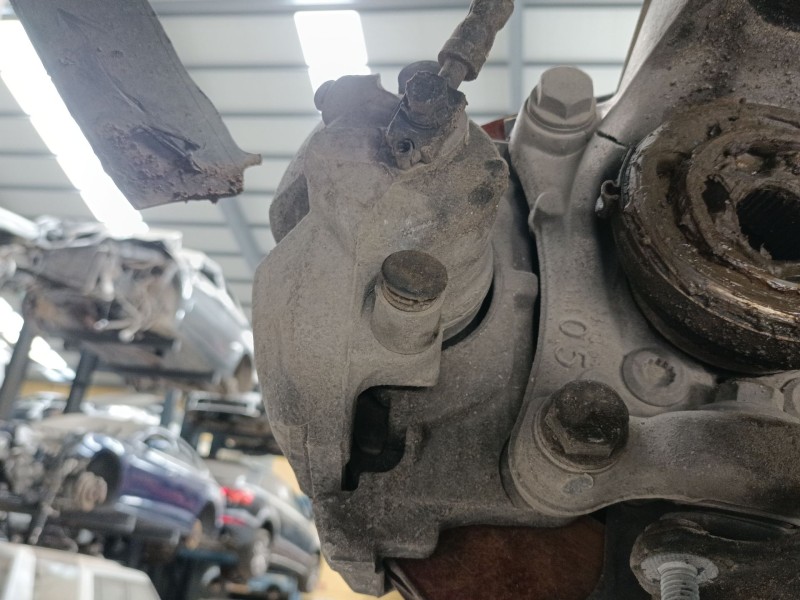 Recambio de pinza freno delantera derecha para volkswagen passat b7 (362) 2.0 tdi referencia OEM IAM   