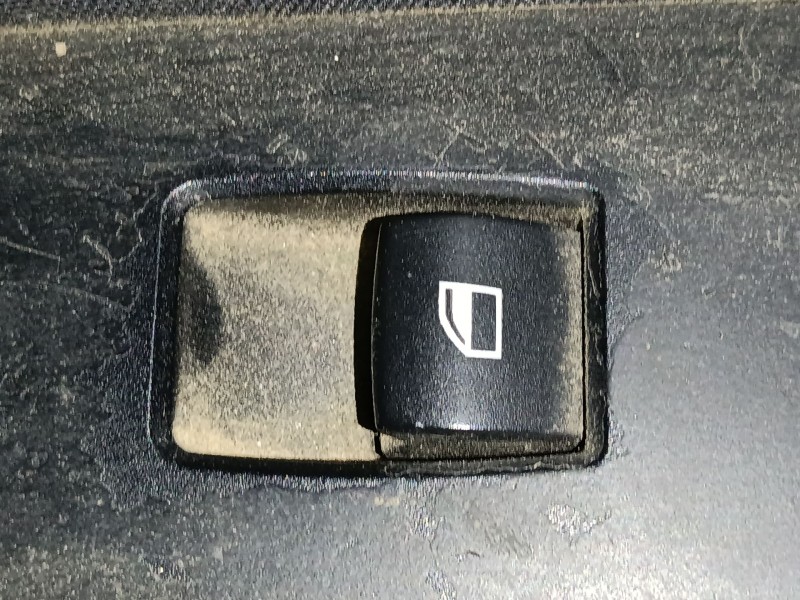 Recambio de mando elevalunas delantero derecho para bmw 1 (e87) 120 d referencia OEM IAM   