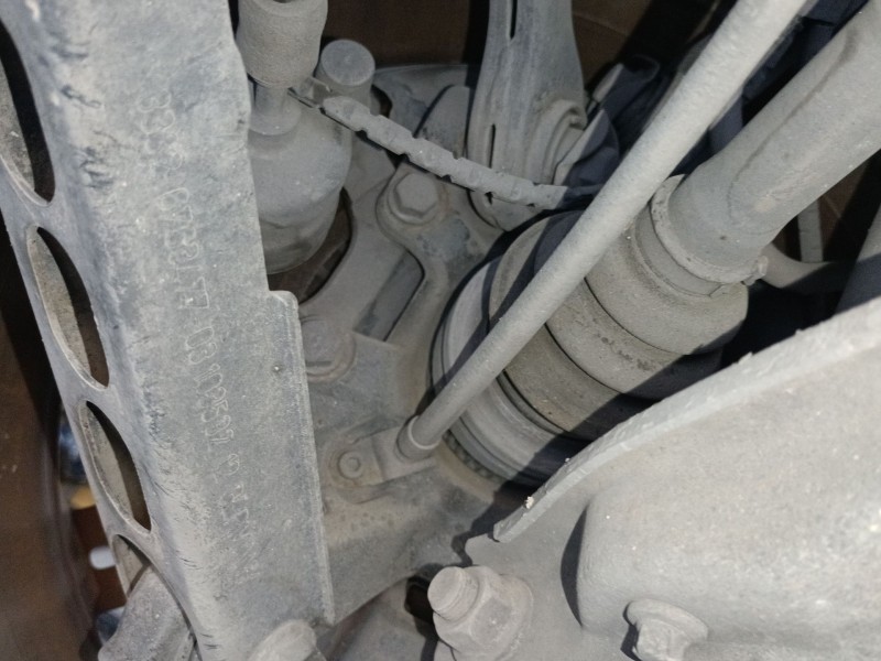 Recambio de mangueta trasera derecha para bmw 1 (e87) 120 d referencia OEM IAM   