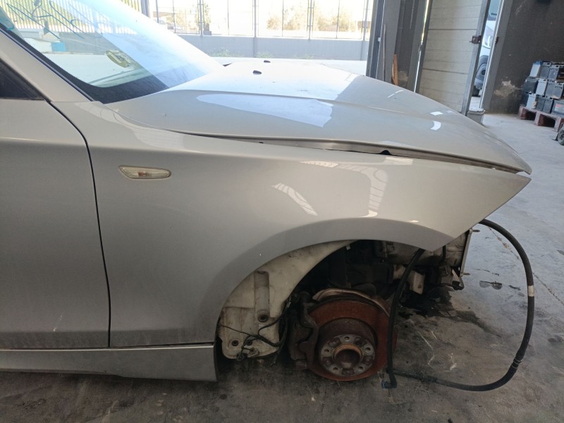 Recambio de aleta delantera derecha para bmw 1 (e87) 118 d referencia OEM IAM   