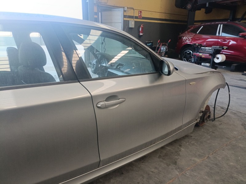 Recambio de puerta delantera derecha para bmw 1 (e87) 118 d referencia OEM IAM   
