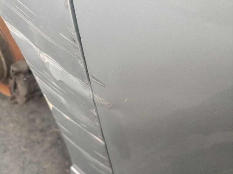 Recambio de puerta trasera derecha para bmw 1 (e87) 118 d referencia OEM IAM   