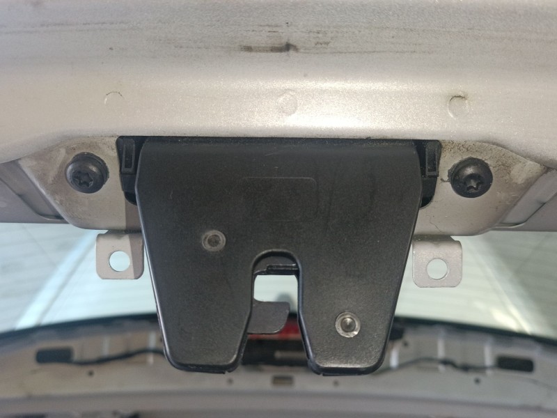 Recambio de cerradura maletero / porton para bmw 1 (e87) 118 d referencia OEM IAM   