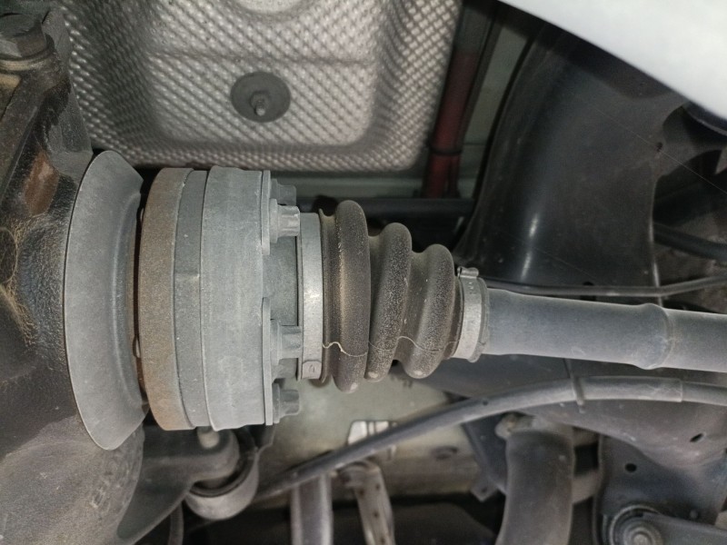 Recambio de transmision trasera derecha para bmw 1 (e87) 118 d referencia OEM IAM   