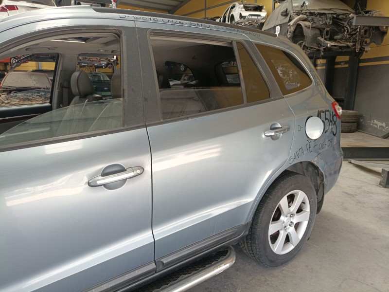 Recambio de puerta trasera izquierda para hyundai santa fé ii (cm) 2.2 crdi gls referencia OEM IAM   