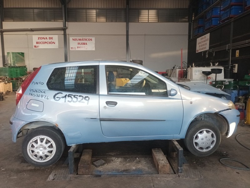 fiat punto (188_) del año 2004