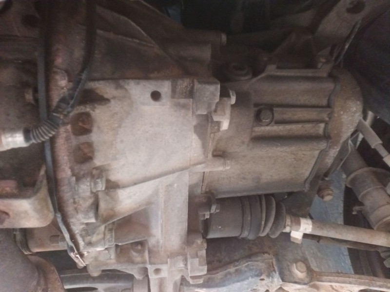 fiat punto (188_) del año 2004