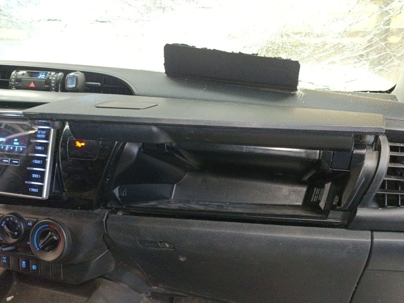 Recambio de guantera para toyota hilux viii pick-up (_n1_) 2.4 d 4wd (gun125_) referencia OEM IAM   