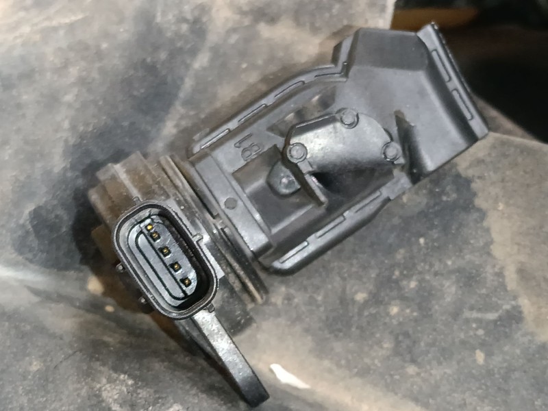 Recambio de caudalimetro para toyota hilux viii pick-up (_n1_) 2.4 d 4wd (gun125_) referencia OEM IAM   