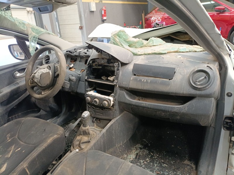 renault clio iv (bh_) del año 2012