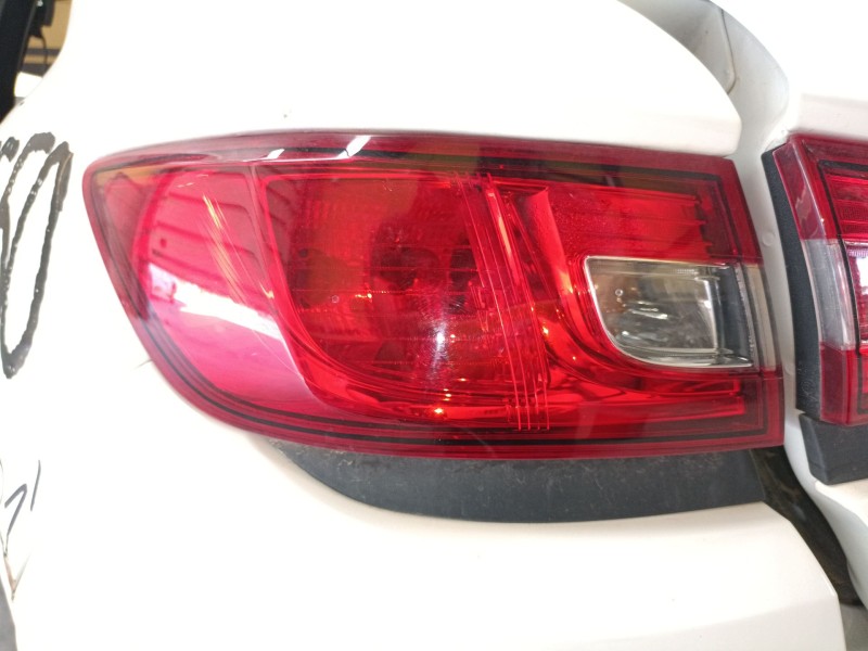 Recambio de piloto trasero izquierdo para renault clio iv (bh_) 1.5 dci 90 referencia OEM IAM   
