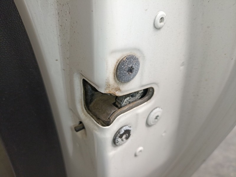 Recambio de cerradura puerta trasera derecha para renault clio iv (bh_) 1.5 dci 90 referencia OEM IAM   