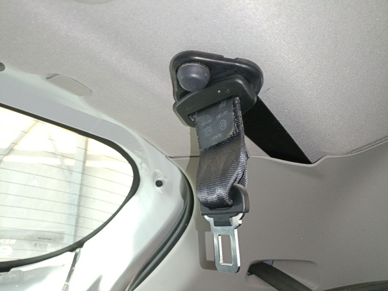 Recambio de cinturon seguridad trasero central para renault clio iv (bh_) 1.5 dci 90 referencia OEM IAM   