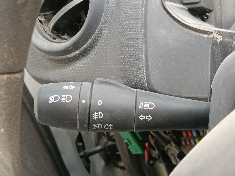 Recambio de mando intermitentes para renault clio iv (bh_) 1.5 dci 90 referencia OEM IAM   