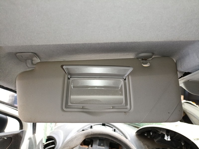 Recambio de parasol izquierdo para renault clio iv (bh_) 1.5 dci 90 referencia OEM IAM   