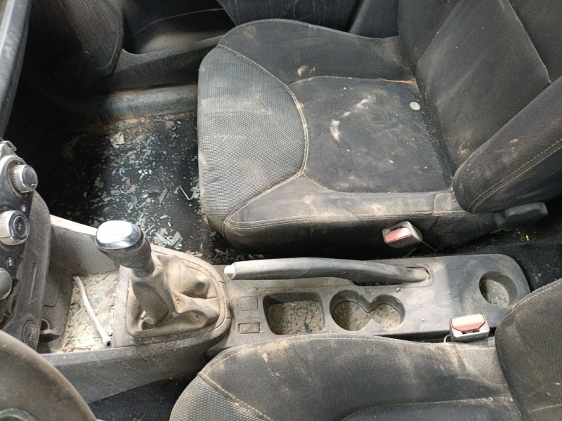 Recambio de consola central para renault clio iv (bh_) 1.5 dci 90 referencia OEM IAM   