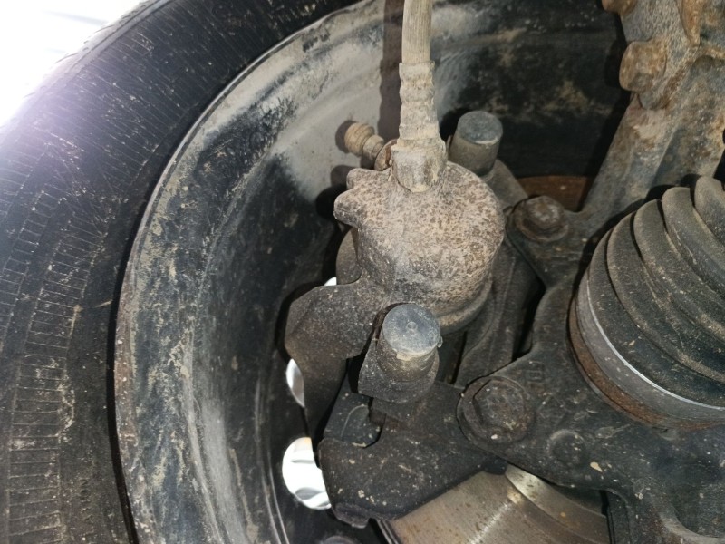Recambio de pinza freno delantera derecha para renault clio iv (bh_) 1.5 dci 90 referencia OEM IAM   