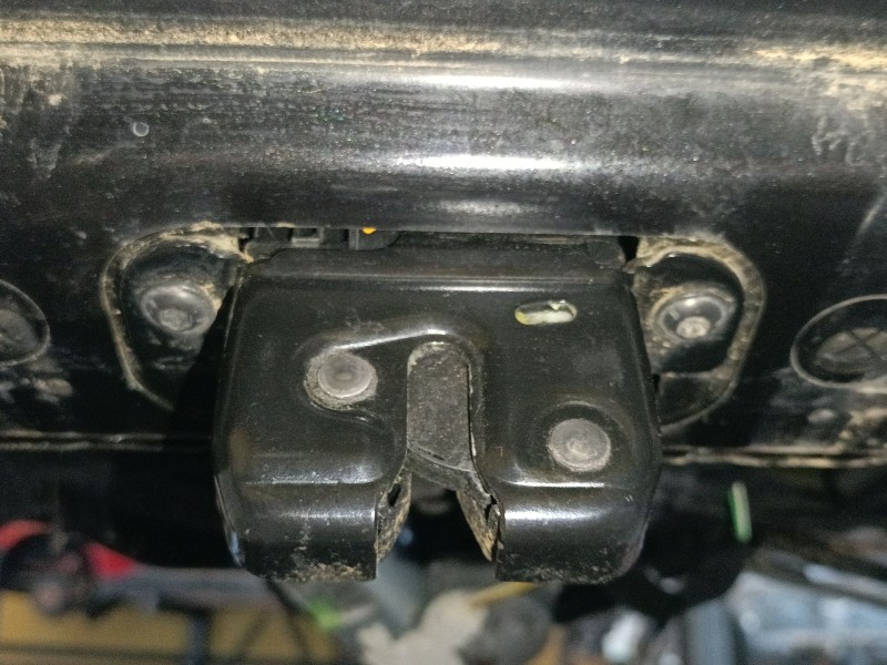 Recambio de cerradura maletero / porton para dacia duster (hs_) 1.5 dci (hsmc) referencia OEM IAM   