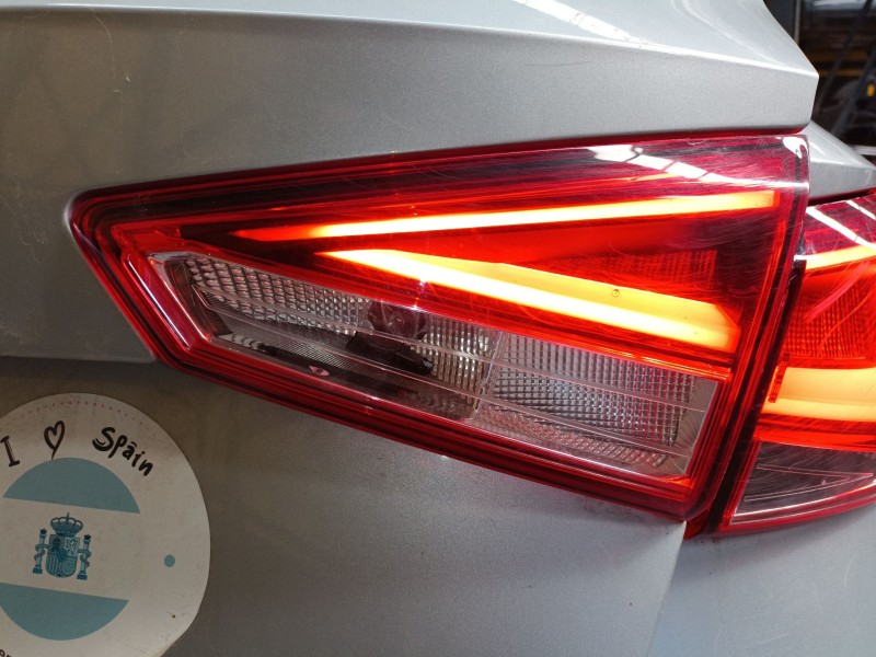Recambio de piloto trasero derecho porton para seat arona (kj7, kjp) 1.0 tsi referencia OEM IAM   