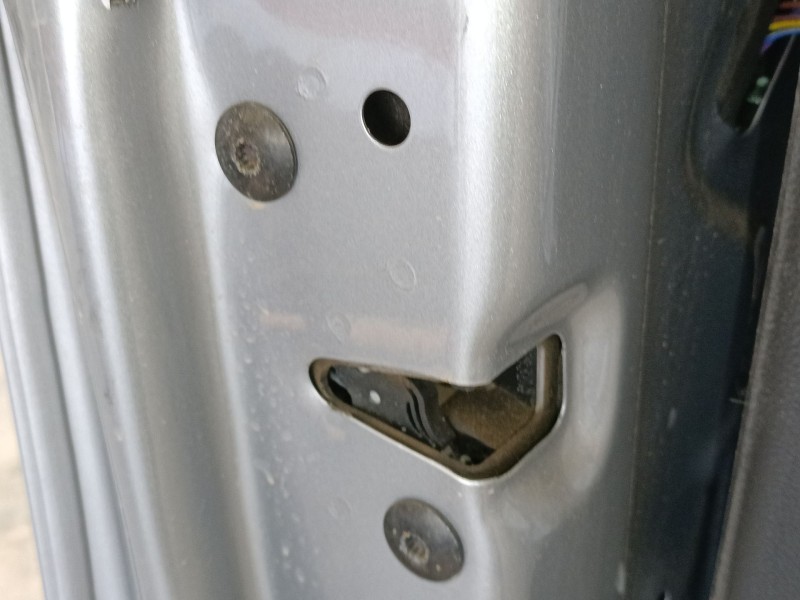 Recambio de cerradura puerta delantera izquierda para seat arona (kj7, kjp) 1.0 tsi referencia OEM IAM   