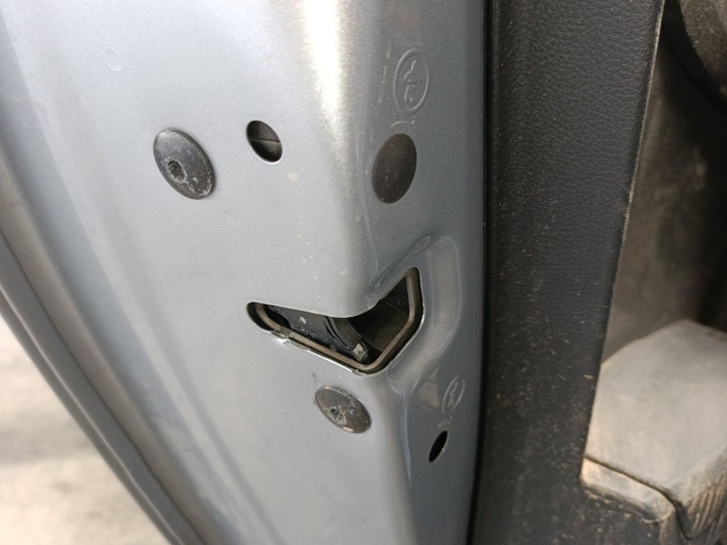 Recambio de cerradura puerta trasera izquierda para seat arona (kj7, kjp) 1.0 tsi referencia OEM IAM   