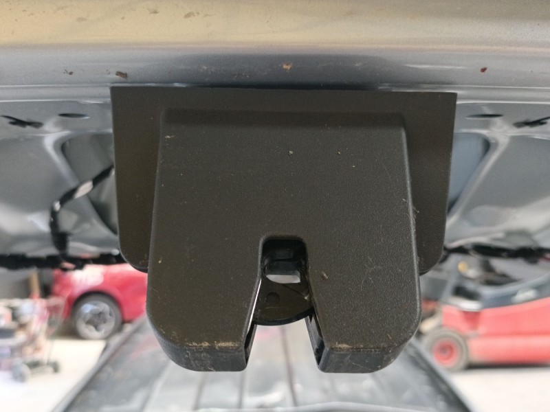 Recambio de cerradura maletero / porton para seat arona (kj7, kjp) 1.0 tsi referencia OEM IAM   