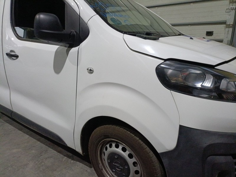 Recambio de aleta delantera derecha para opel vivaro c furgoneta (k0) 2.0 referencia OEM IAM   