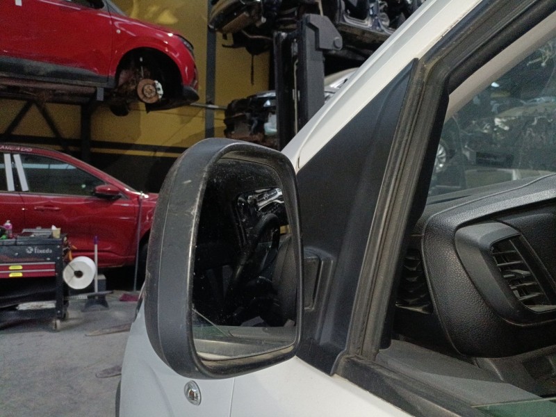 Recambio de retrovisor izquierdo electrico para opel vivaro c furgoneta (k0) 2.0 referencia OEM IAM   